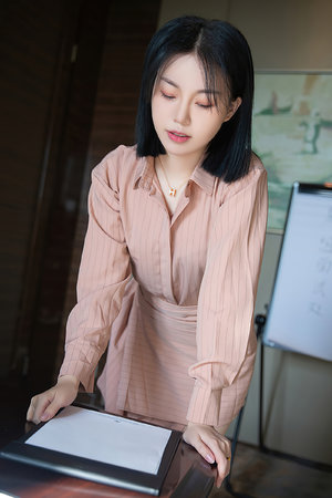 《法国空乘16》免费观看